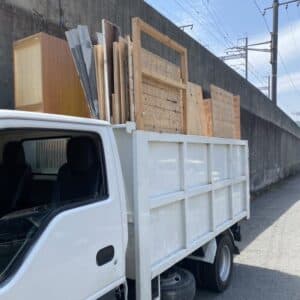 広島市西区で戸建て解体時に木製家具処分