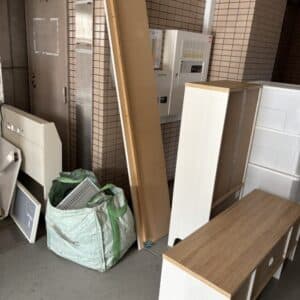 北九州市で引越し時にベッドの枠組みや棚を処分