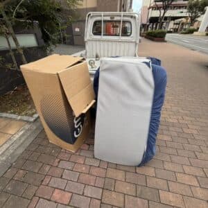 芦屋市で引越し時にソファやクッションなど回収