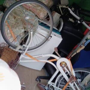 神戸市で不用品(洗濯機・自転車・布団・椅子・棚)回収致しました