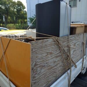 岡山市北区でメゾネットから大型家具を回収